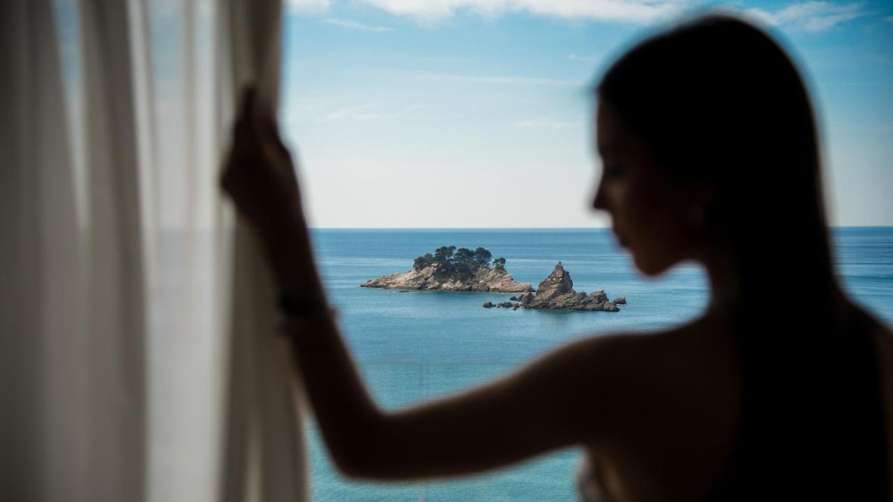 Hotel Ami Budva Petrovac Eksteriør bilde