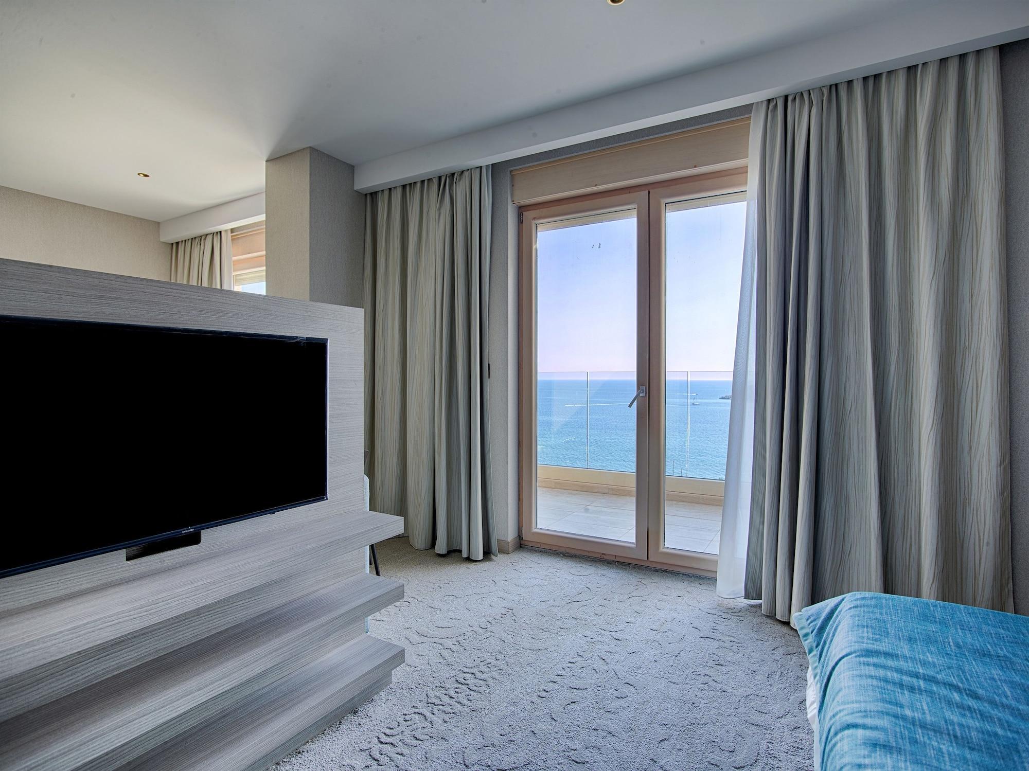 Hotel Ami Budva Petrovac Eksteriør bilde